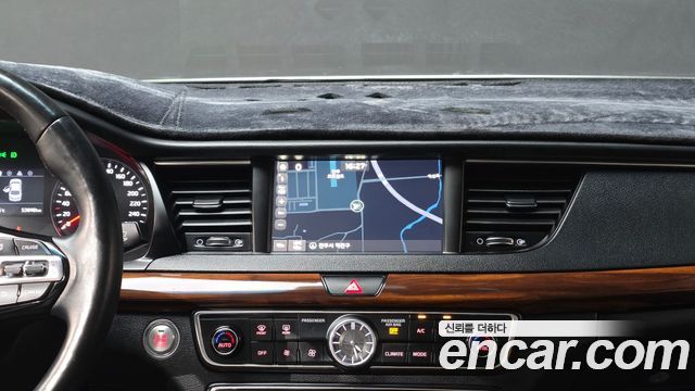 Kia K7 2017 — photo 24