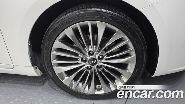 Kia K7 2017 — photo 7
