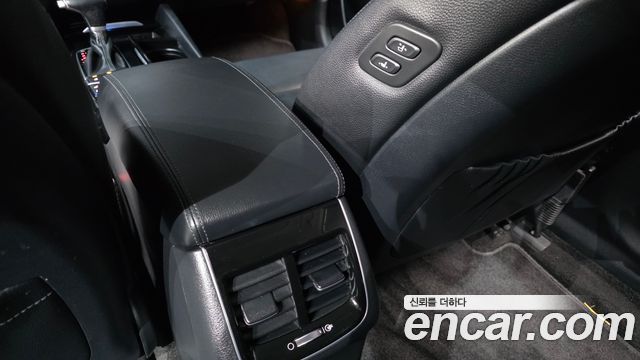 Kia K7 2017 — photo 30