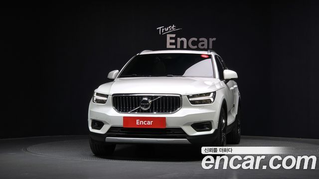 Volvo XC40 2020 — photo 3