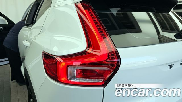 Volvo XC40 2020 — photo 9