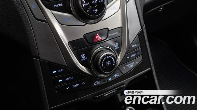 Hyundai Grandeur 2014 — photo 18