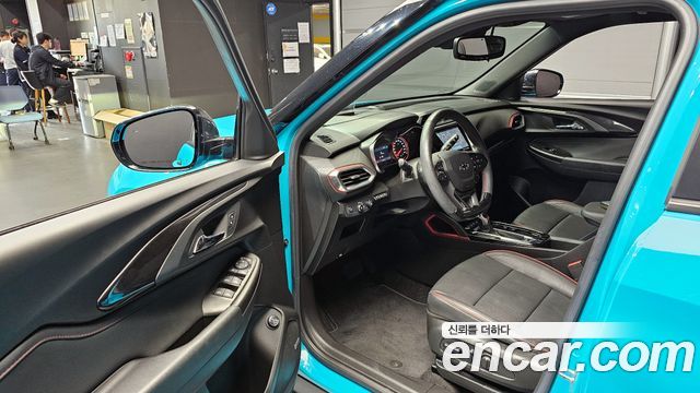 Chevrolet Korea Trailblazer 2022 — photo 13