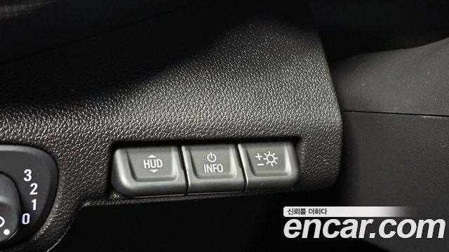 Chevrolet Korea Trailblazer 2022 — photo 31