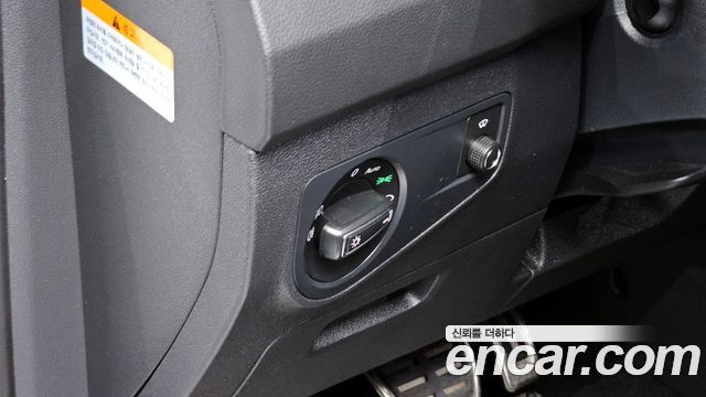Volkswagen Tiguan 2018 — photo 20
