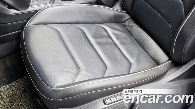Volkswagen Tiguan 2018 — photo 33