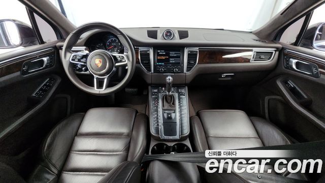 Porsche Macan 2015 — photo 7