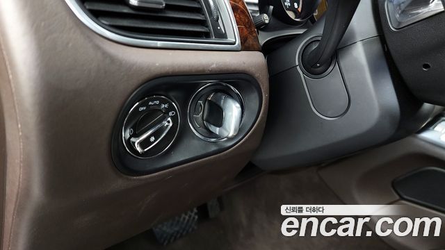 Porsche Macan 2015 — photo 16
