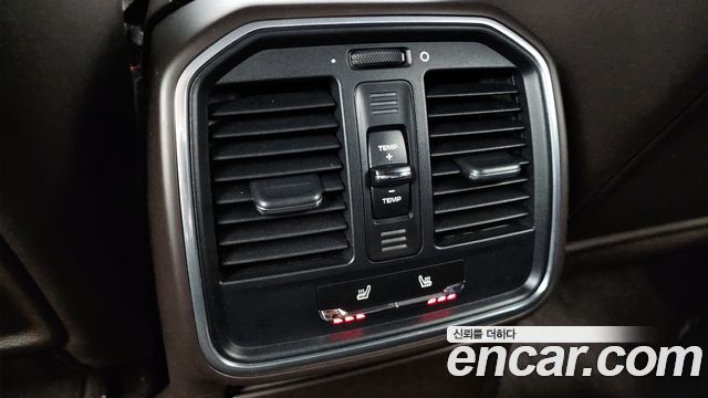 Porsche Macan 2015 — photo 19