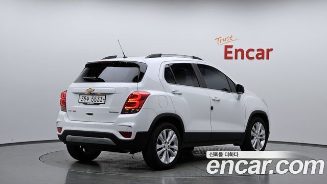 Chevrolet Korea Trax 2018 — photo 2