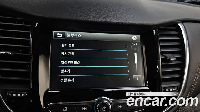 Chevrolet Korea Trax 2018 — photo 23