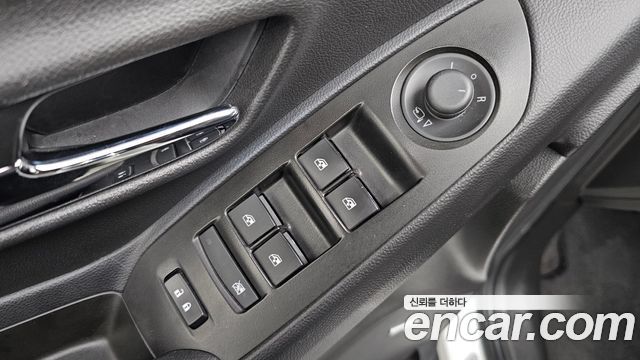 Chevrolet Korea Trax 2018 — photo 24