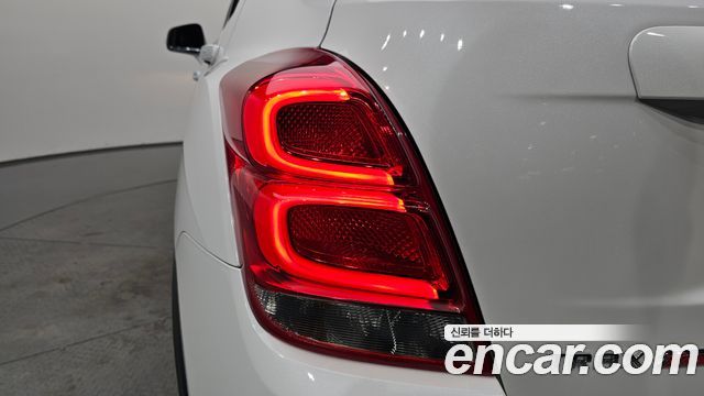 Chevrolet Korea Trax 2018 — photo 9