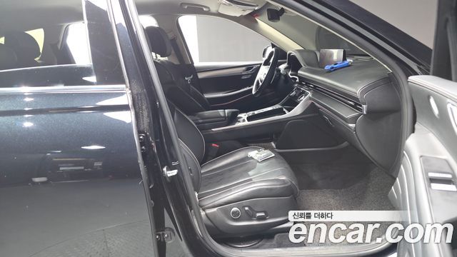 Genesis GV80 2020 — photo 16