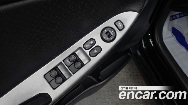 Hyundai Accent 2012 — photo 13