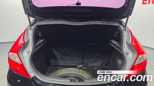 Hyundai Accent 2012 — photo 20