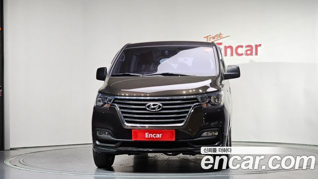 Hyundai Starex 2018 — photo 3