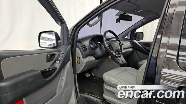 Hyundai Starex 2018 — photo 10