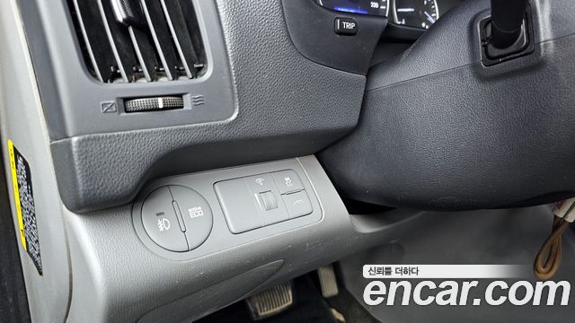 Hyundai Starex 2018 — photo 14