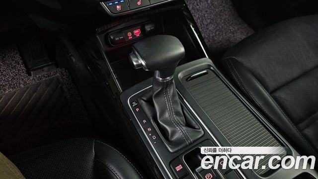 Kia Sorento 2018 — photo 12