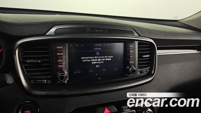 Kia Sorento 2018 — photo 20