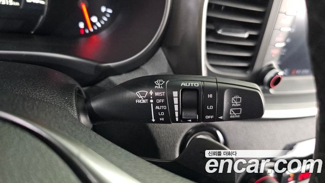 Kia Sorento 2018 — photo 29