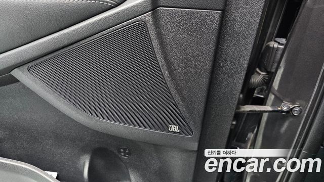 Kia Sorento 2018 — photo 32