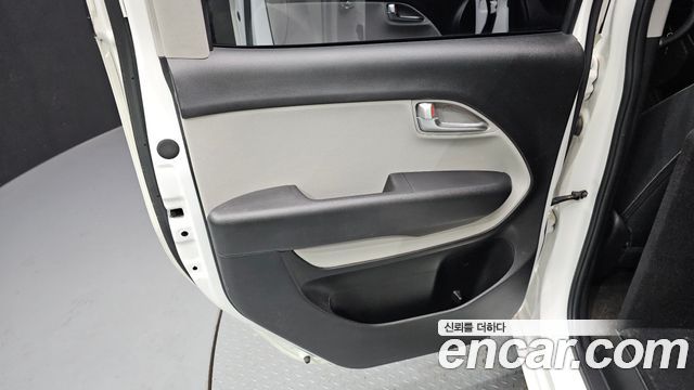 Kia RAY 2023 — photo 15