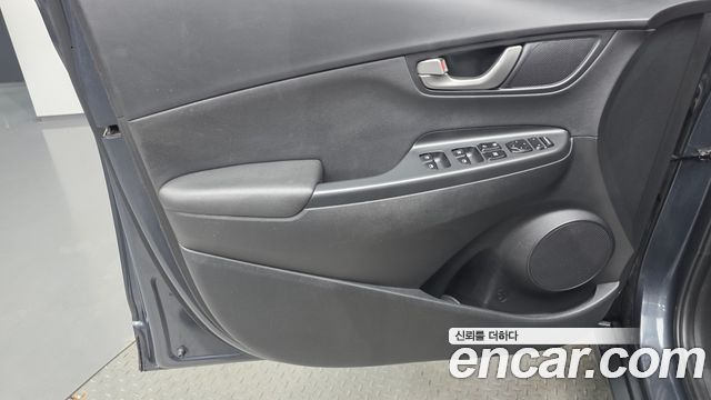Hyundai Kona 2018 — photo 14