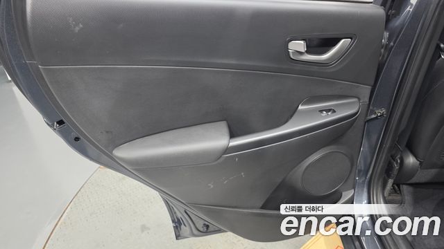 Hyundai Kona 2018 — photo 15