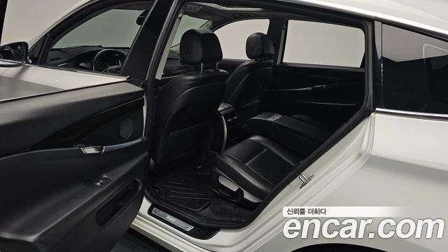 BMW Gran Turismo 2015 — photo 17