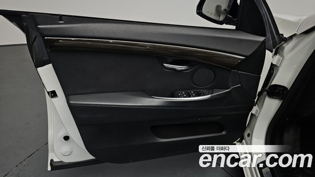 BMW Gran Turismo 2015 — photo 14
