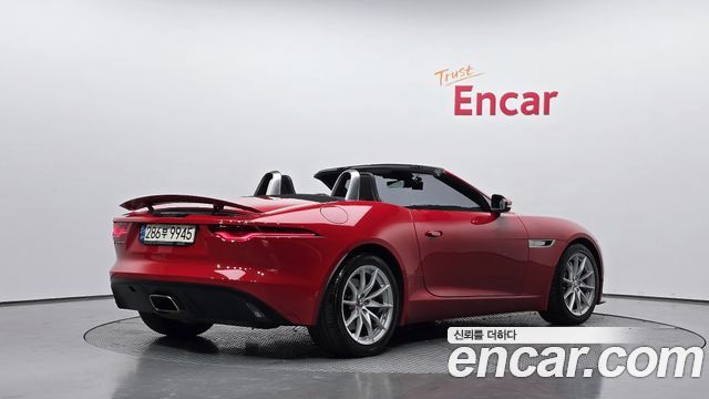 Jaguar F-TYPE 2021 — photo 2