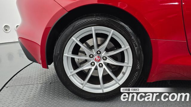 Jaguar F-TYPE 2021 — photo 5