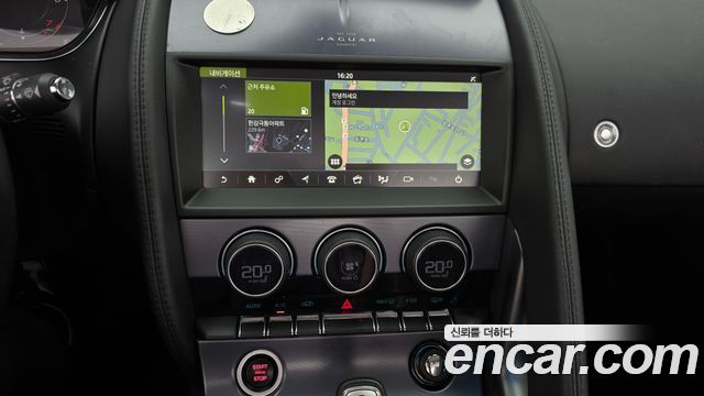 Jaguar F-TYPE 2021 — photo 19