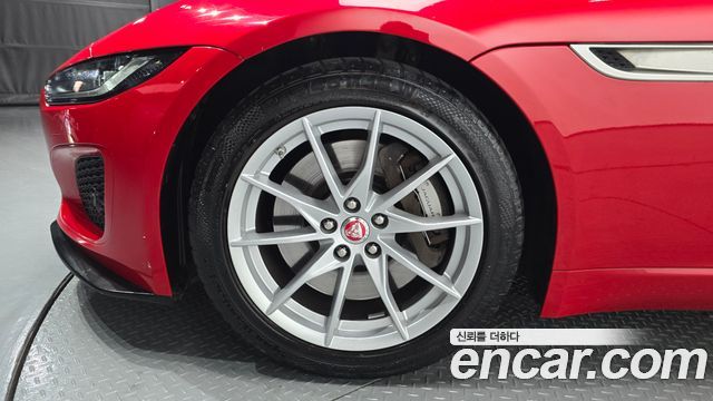 Jaguar F-TYPE 2021 — photo 7
