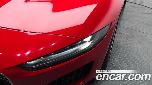 Jaguar F-TYPE 2021 — photo 8