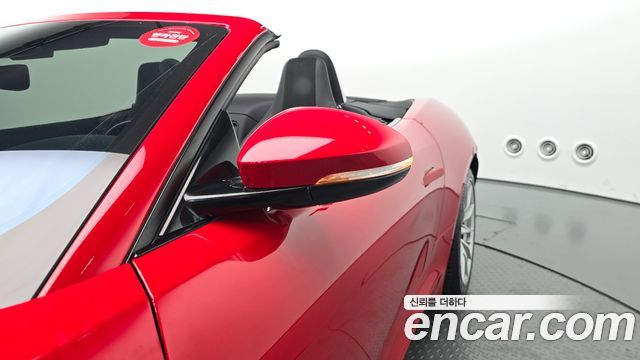 Jaguar F-TYPE 2021 — photo 30