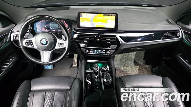 BMW Gran Turismo 2021 — photo 7