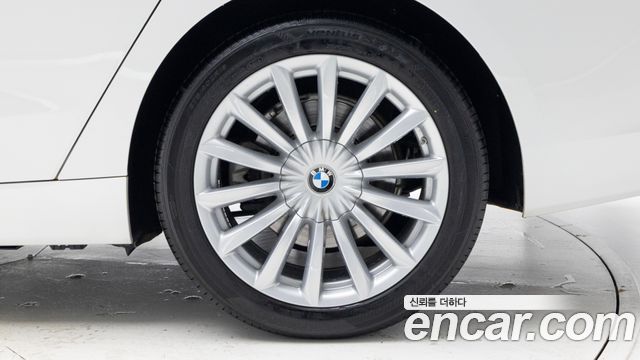 BMW Gran Turismo 2021 — photo 5