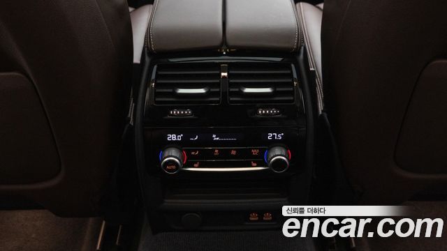 BMW Gran Turismo 2021 — photo 19