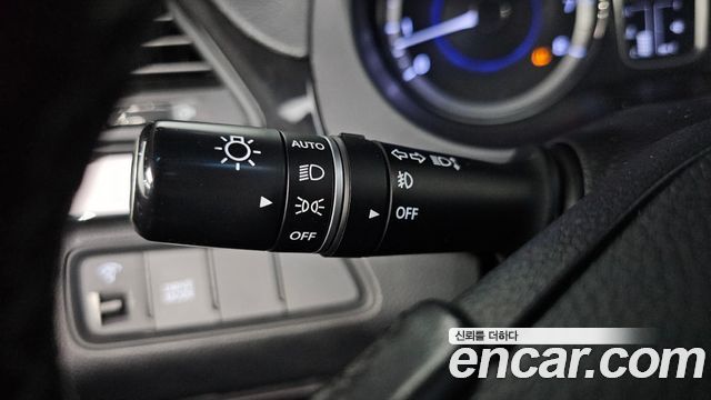 Hyundai Grandeur 2016 — photo 17
