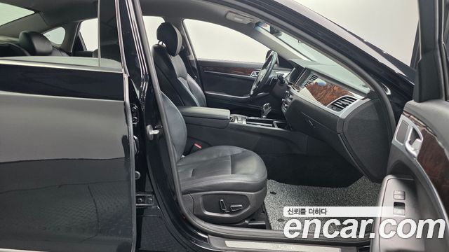 Hyundai Genesis 2015 — photo 11