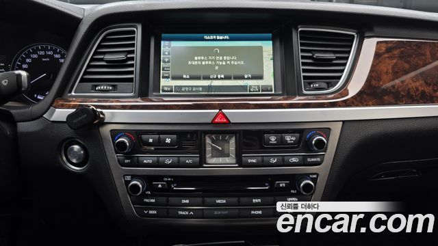Hyundai Genesis 2015 — photo 14