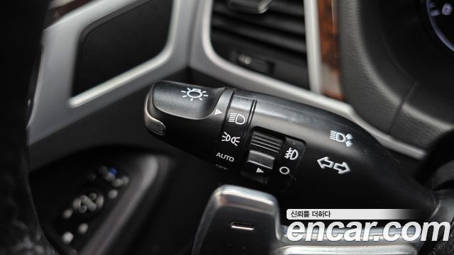 Hyundai Genesis 2015 — photo 17