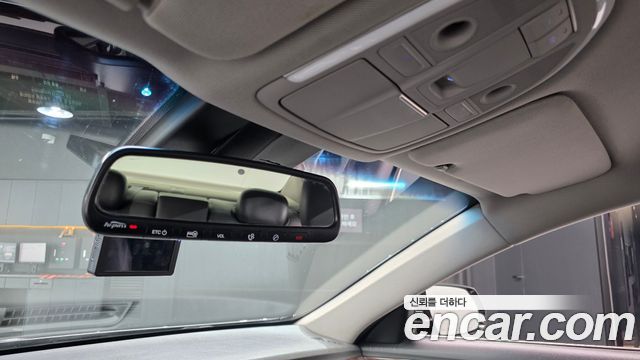 Hyundai Genesis 2015 — photo 18