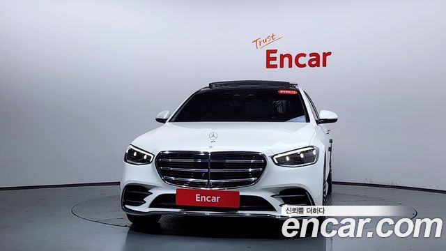 Mercedes-Benz S-Class 2022 — photo 3