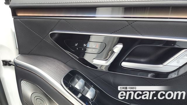 Mercedes-Benz S-Class 2022 — photo 26