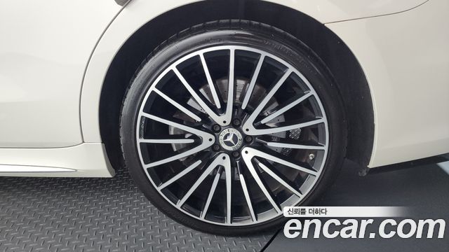 Mercedes-Benz S-Class 2022 — photo 7