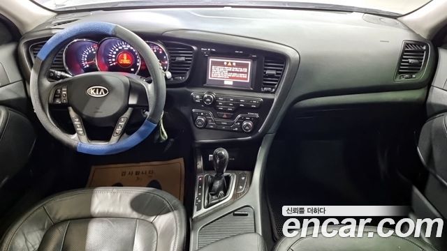 Kia K5 2011 — photo 7